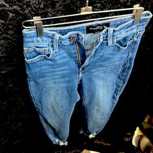 Just Black Denim distressed skinny jeans size 26